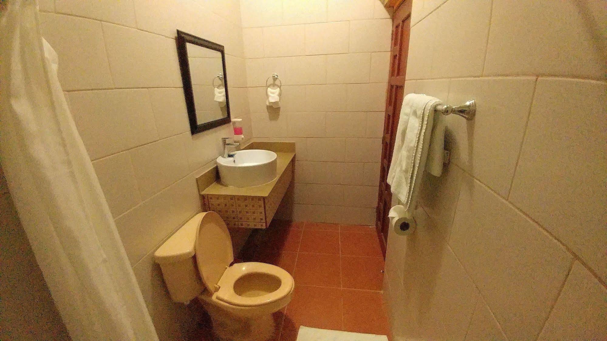 Hotel El Internacional غرناطة المظهر الخارجي الصورة