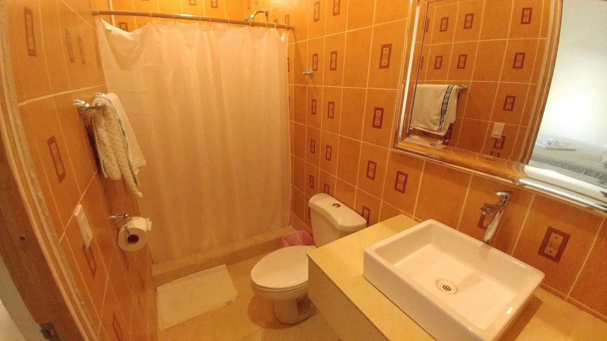 Hotel El Internacional غرناطة المظهر الخارجي الصورة